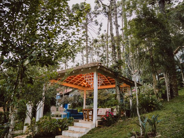 O casamento de Felipe e Karen  em Monte Verde, Minas Gerais 49