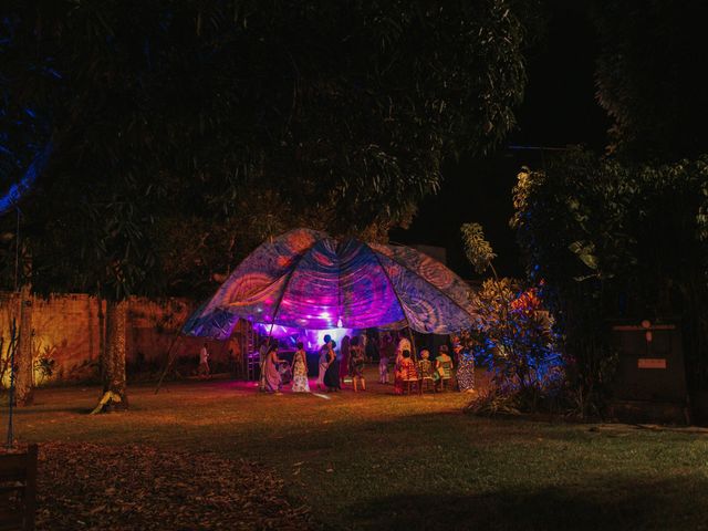 O casamento de Rafael e Ludmyla em Guarajuba, Bahia 31