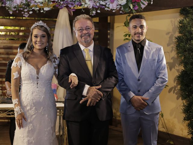 O casamento de Igor e Estefany em Belo Horizonte, Minas Gerais 36
