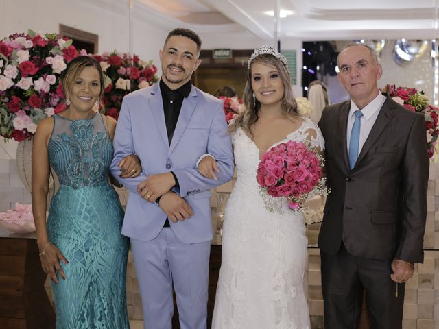 O casamento de Igor e Estefany em Belo Horizonte, Minas Gerais 52