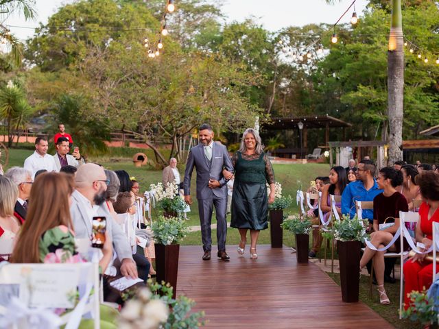 O casamento de Fernanda e Alexandre em Samambaia, Distrito Federal 26