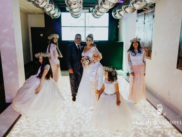 O casamento de Adriano e Talita em Belo Horizonte, Minas Gerais 11