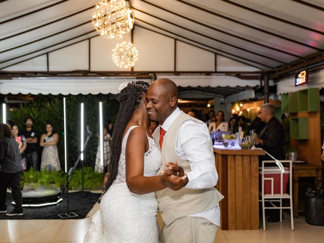 O casamento de Josmar e Viviane em São Gonçalo, Rio de Janeiro 131