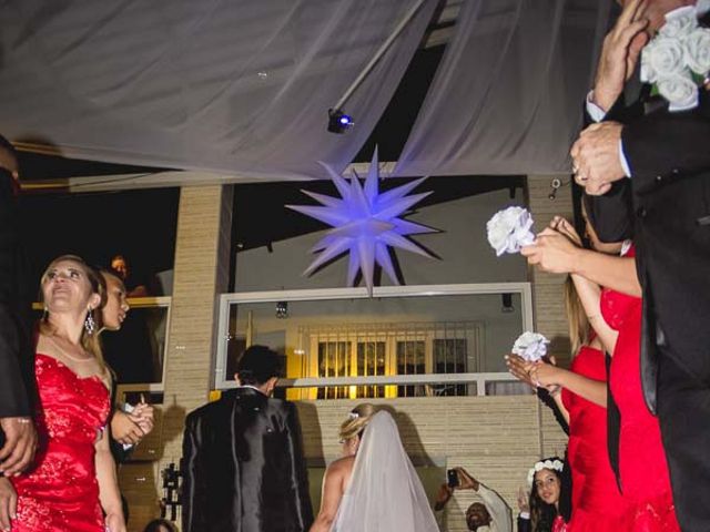 O casamento de Tomas e Mariana em Araçariguama, São Paulo Estado 242