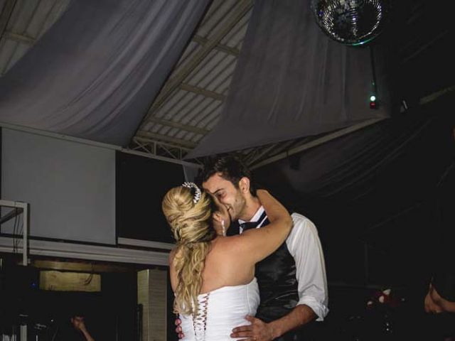 O casamento de Tomas e Mariana em Araçariguama, São Paulo Estado 397