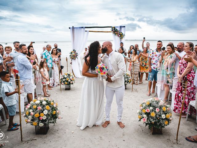 O casamento de Valdecir e Letícia em Ilha do Mel, Paraná 10