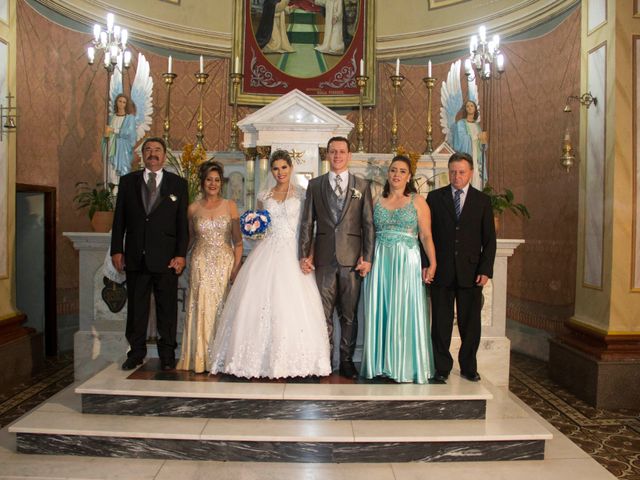 O casamento de Evandro e Daieny em Colombo, Paraná 16