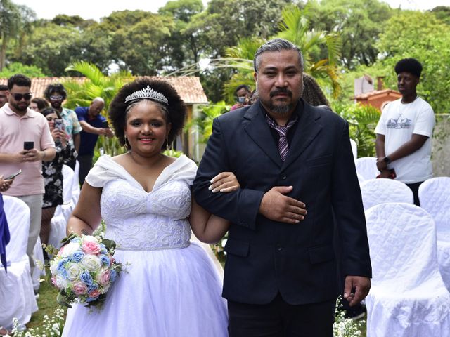 O casamento de Lucas e Dayana em Cotia, São Paulo Estado 8
