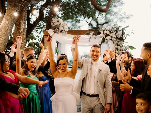 O casamento de Victória e Leonardo em Porto Alegre, Rio Grande do Sul 42