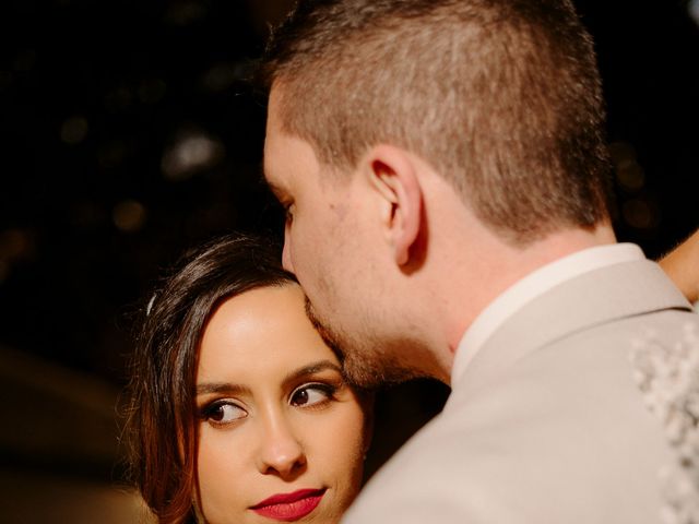 O casamento de Victória e Leonardo em Porto Alegre, Rio Grande do Sul 50