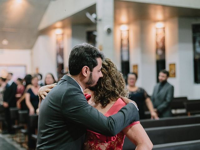 O casamento de Gustavo e Gabriela em Belo Horizonte, Minas Gerais 25