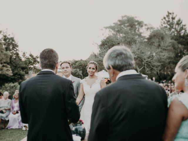 O casamento de Carlos e Thaís em Pelotas, Rio Grande do Sul 24