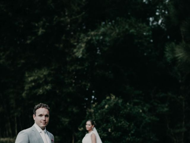 O casamento de Carlos e Thaís em Pelotas, Rio Grande do Sul 33