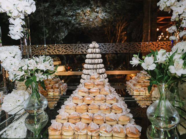 O casamento de Kadu e Gabriela em Belo Horizonte, Minas Gerais 15