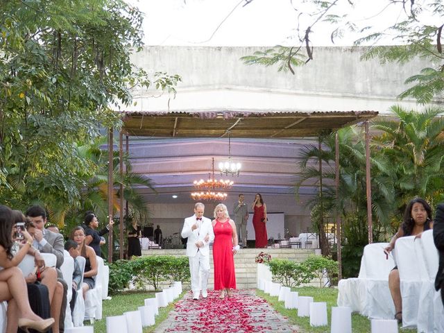 O casamento de Jeremy e Regina em Recife, Pernambuco 90