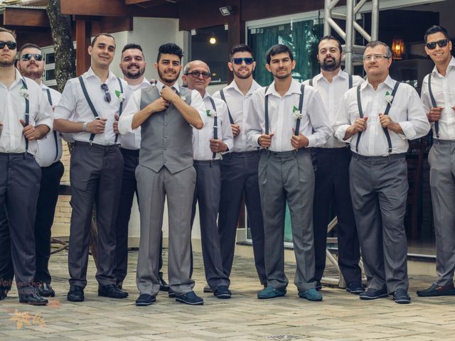 O casamento de Célio  e Simone  em Maresias, São Paulo Estado 17