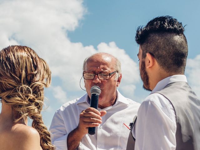 O casamento de Célio  e Simone  em Maresias, São Paulo Estado 37