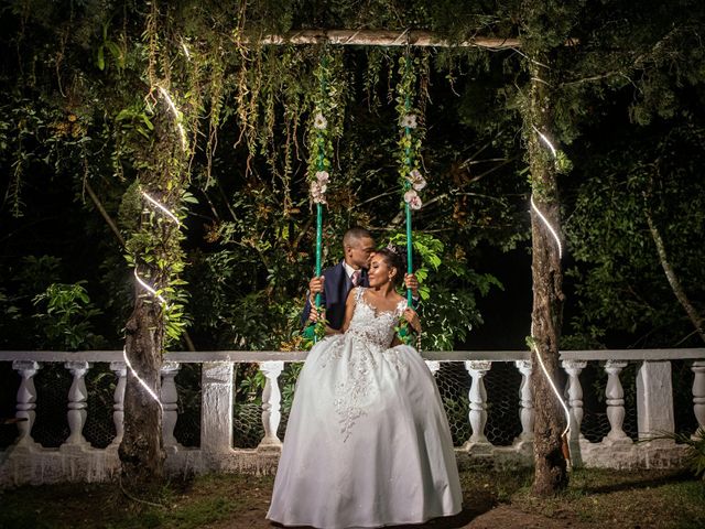 O casamento de Douglas e Luana em Guararema, São Paulo Estado 13