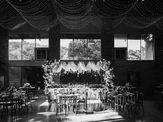 O casamento de Felipe e Daniele em Duque de Caxias, Rio de Janeiro 21