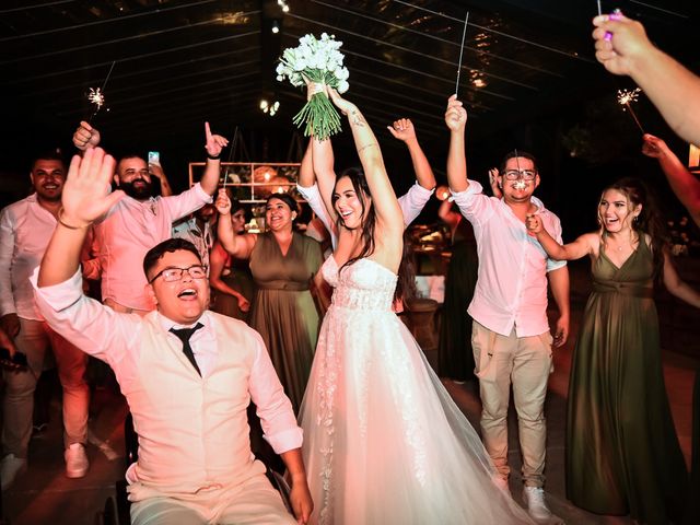 O casamento de Vini e Iza em Arraial D&apos;Ajuda, Bahia 27