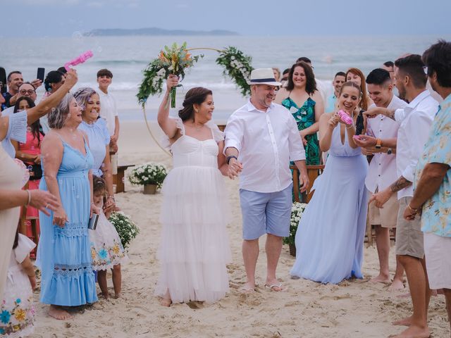 O casamento de Paulo e Josiele em Bombinhas, Santa Catarina 21