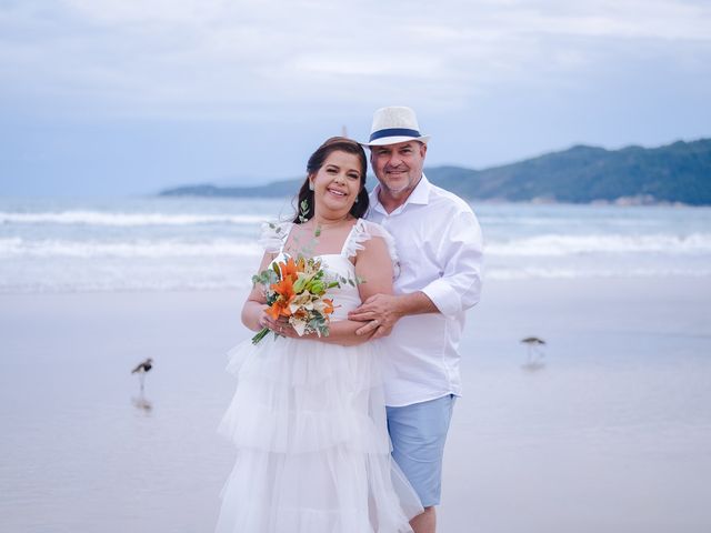 O casamento de Paulo e Josiele em Bombinhas, Santa Catarina 26