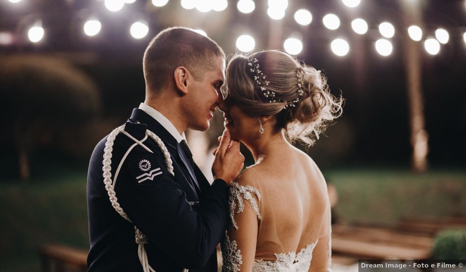 O casamento de Murilo e Juliane em Curitiba, Paraná