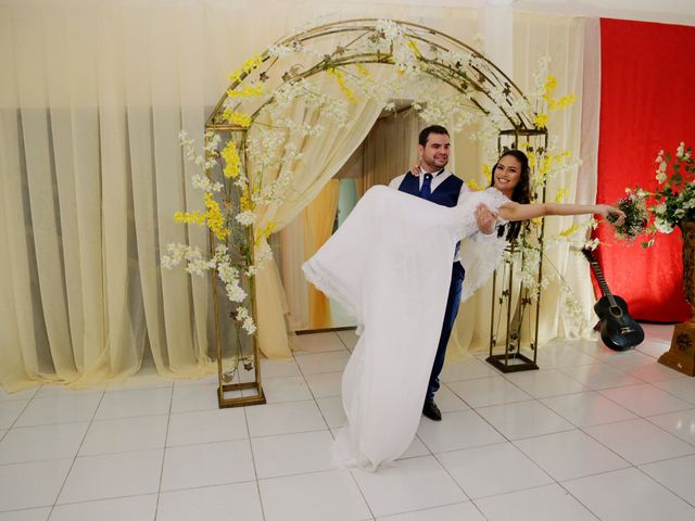 O casamento de Jhonatan e Humberlânia em Ipu, Ceará 32