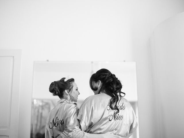 O casamento de Lucas e Melissa em Curitiba, Paraná 28