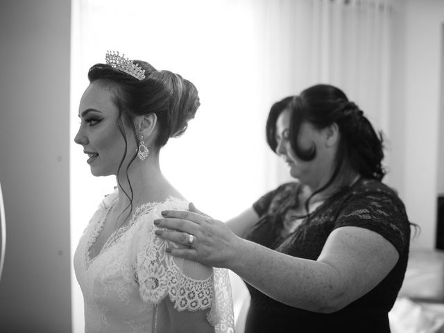 O casamento de Lucas e Melissa em Curitiba, Paraná 30