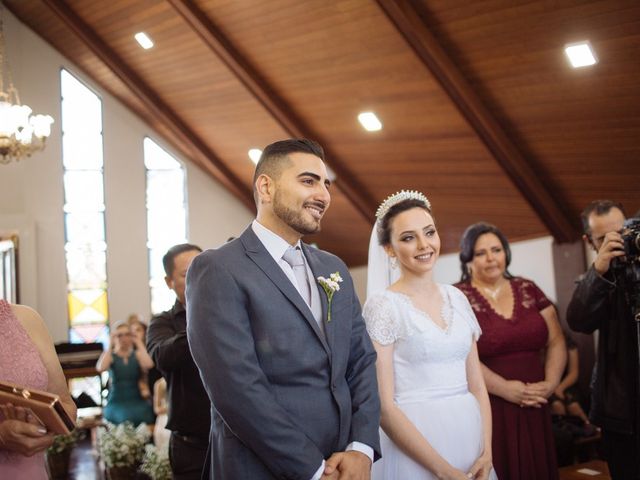 O casamento de Lucas e Melissa em Curitiba, Paraná 42