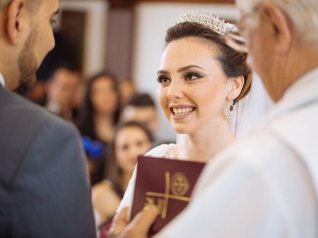 O casamento de Lucas e Melissa em Curitiba, Paraná 46