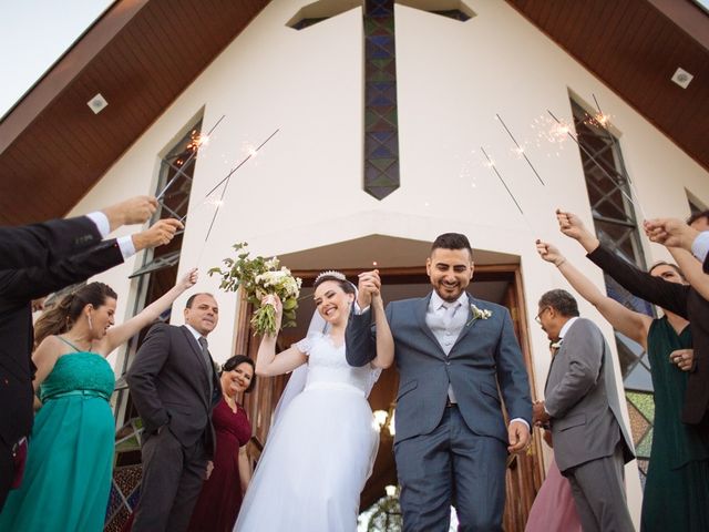 O casamento de Lucas e Melissa em Curitiba, Paraná 57