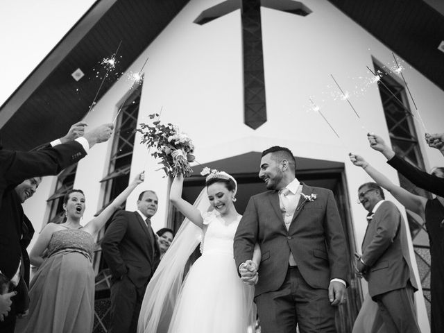 O casamento de Lucas e Melissa em Curitiba, Paraná 1