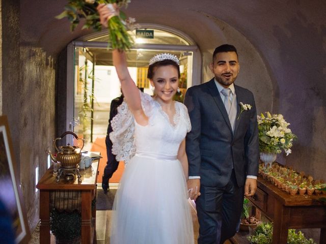 O casamento de Lucas e Melissa em Curitiba, Paraná 87
