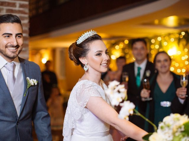 O casamento de Lucas e Melissa em Curitiba, Paraná 89