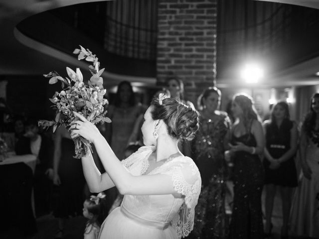 O casamento de Lucas e Melissa em Curitiba, Paraná 94