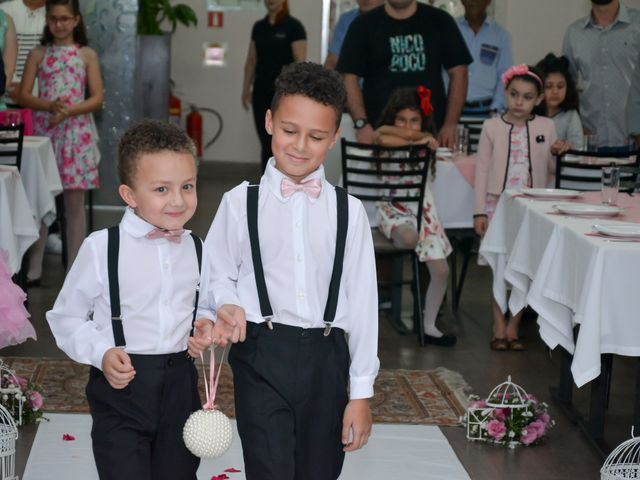 O casamento de Jeferson e Jéssica em Fazenda Rio Grande, Paraná 29