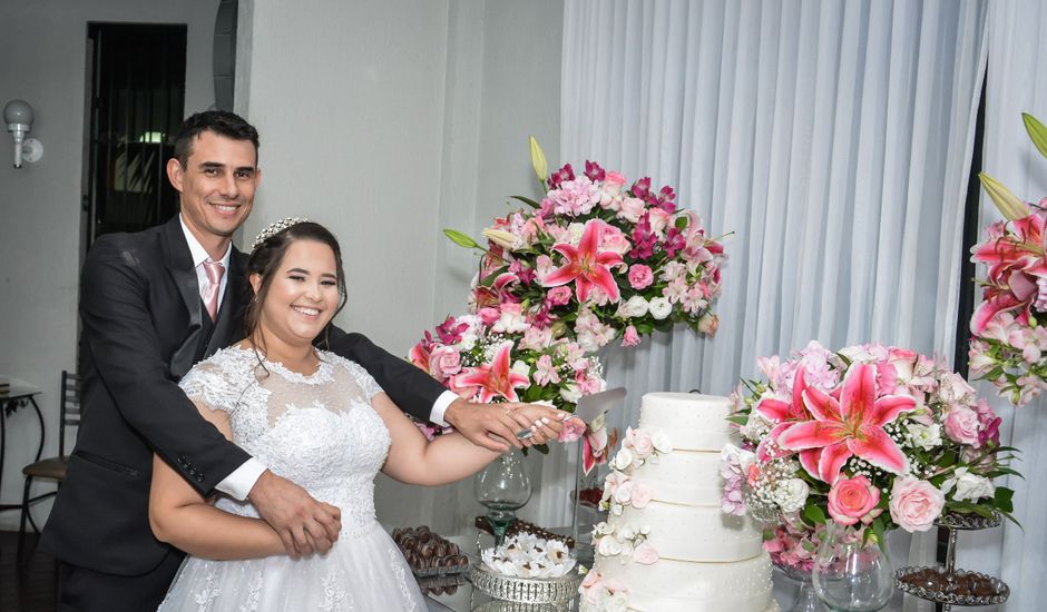 O casamento de Jeferson e Jéssica em Fazenda Rio Grande, Paraná
