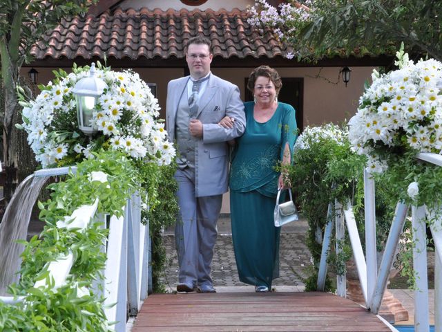 O casamento de Leandro e Aline em Mairiporã, São Paulo Estado 37