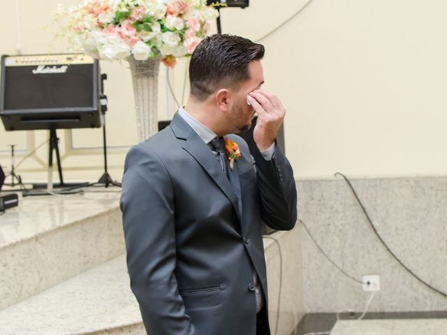 O casamento de Magno e Leticia em Betim, Minas Gerais 16