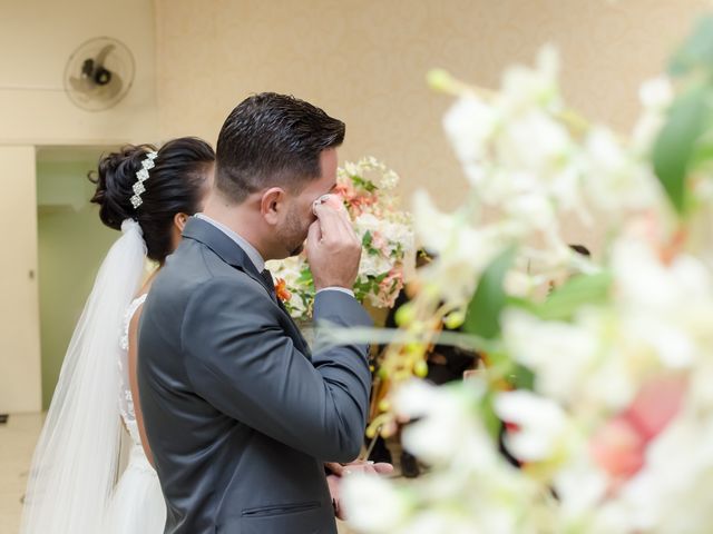 O casamento de Magno e Leticia em Betim, Minas Gerais 23