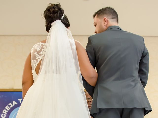 O casamento de Magno e Leticia em Betim, Minas Gerais 24