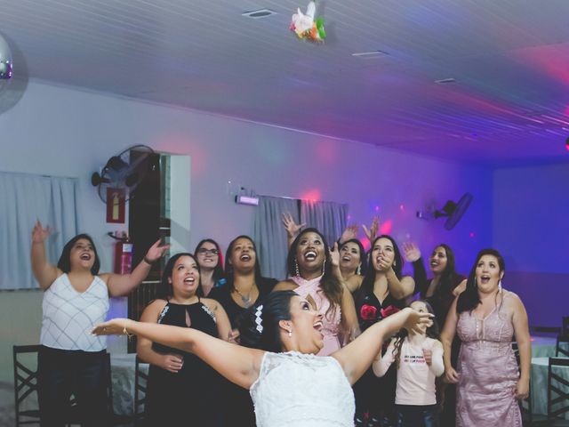 O casamento de Magno e Leticia em Betim, Minas Gerais 91