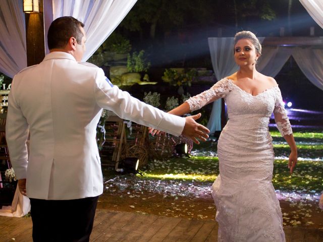 O casamento de Alessandro e Lileine em Várzea Grande, Mato Grosso 17