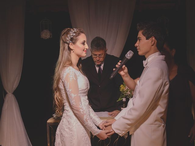O casamento de Matheus e Gabriela em Santa Branca, São Paulo Estado 19