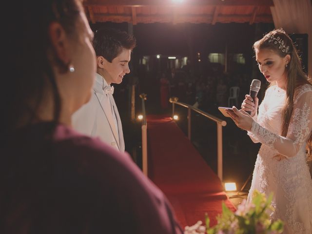O casamento de Matheus e Gabriela em Santa Branca, São Paulo Estado 23
