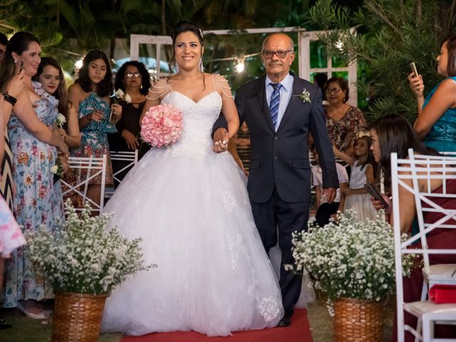 O casamento de Marcos e Jeniffer em Paulista, Pernambuco 20