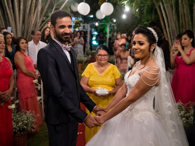 O casamento de Marcos e Jeniffer em Paulista, Pernambuco 29