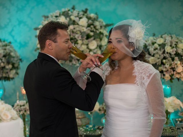 O casamento de Adriano e Danielli em Niterói, Rio de Janeiro 23